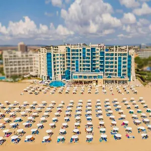 Hotell Blue Pearl, Slăntjev Brjag
