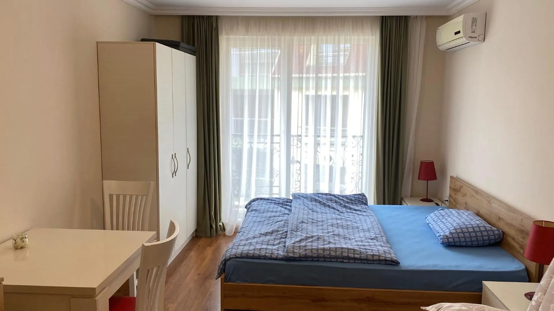 Marvel Deluxe Studio Sunny Beach 0*,  Bulgaria